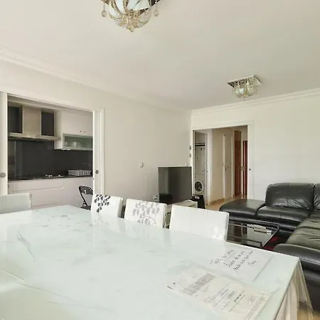 Syperbe T3 Avec Balcon A - La Apartamento